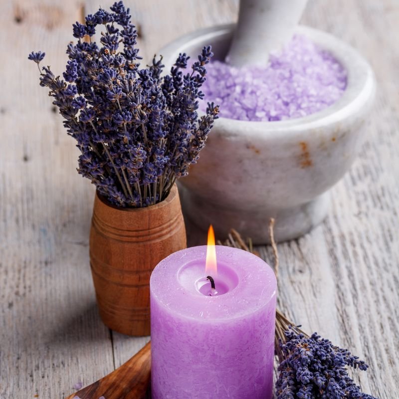 Aromatherapy scented candles